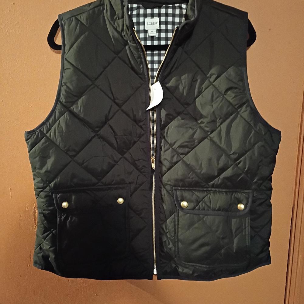 J. Crew Black Quilted Men's Vest with Gold-Tone Hardware